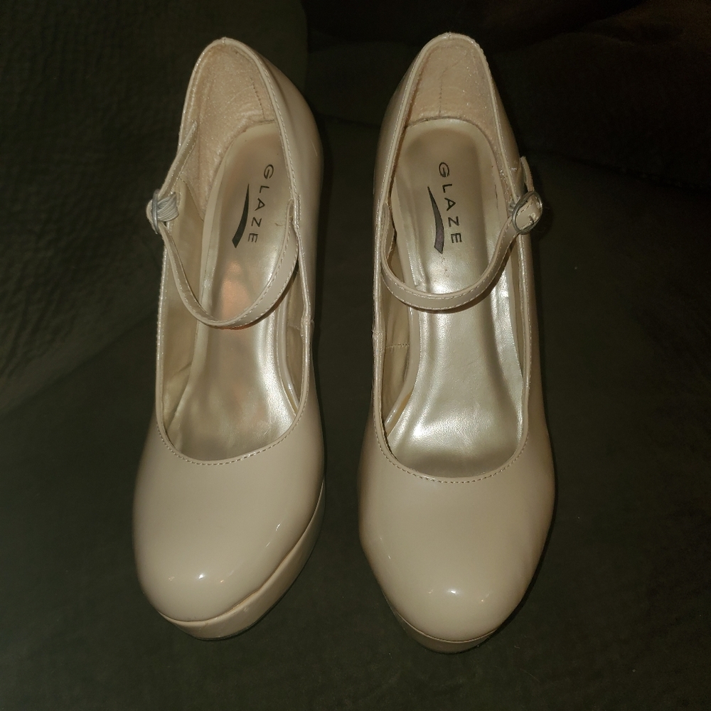platform beige pump - Picture 3 of 4